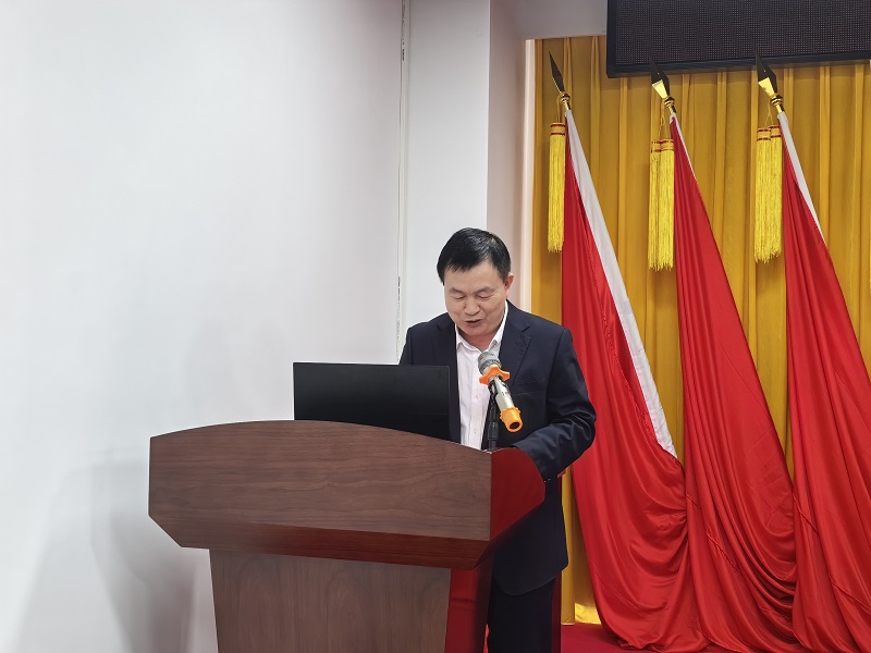 1707383987851900.jpg 優(yōu)秀集體代表發(fā)言.jpg