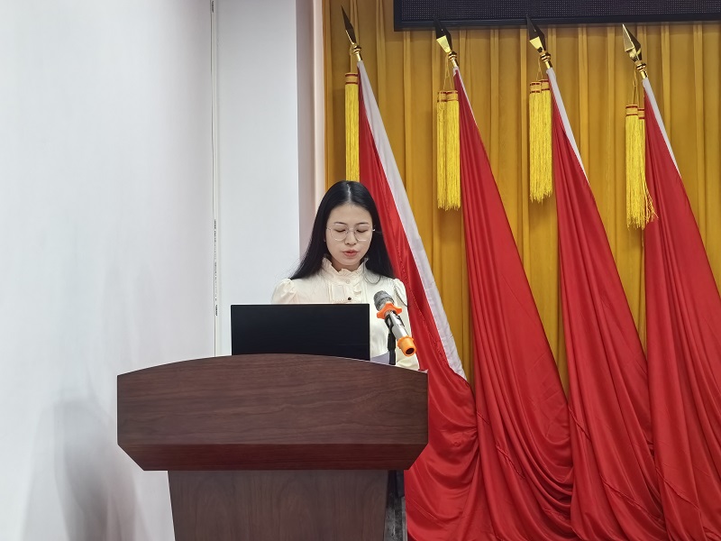 1707384010105750.jpg 優(yōu)秀個(gè)人代表發(fā)言.jpg